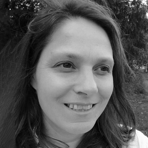 Headshot of Katja Mordaunt